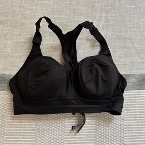 Padded Victoria’s Secret sports bra